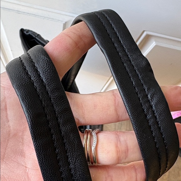 Calvin Klein large Black Tote Bag - Picture 6 of 11